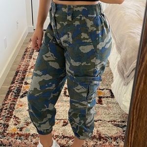 Wild Fable Camo Print Utility Cargo Pants